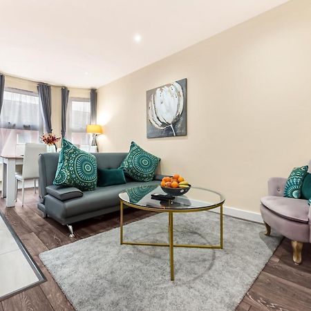 Family Friendly, Zone 2, 2 Beds, Overground Londra Dış mekan fotoğraf