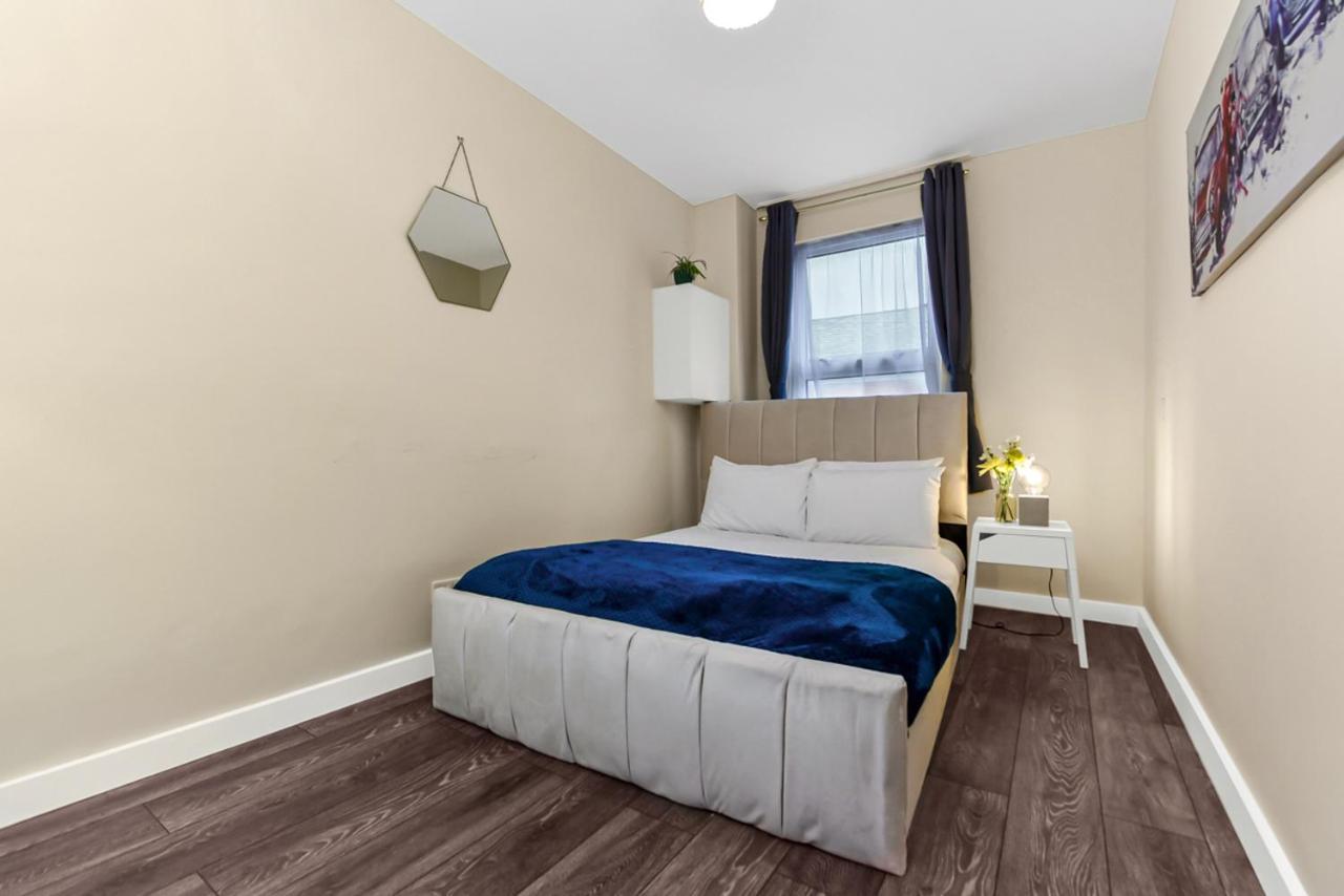 Family Friendly, Zone 2, 2 Beds, Overground Londra Dış mekan fotoğraf