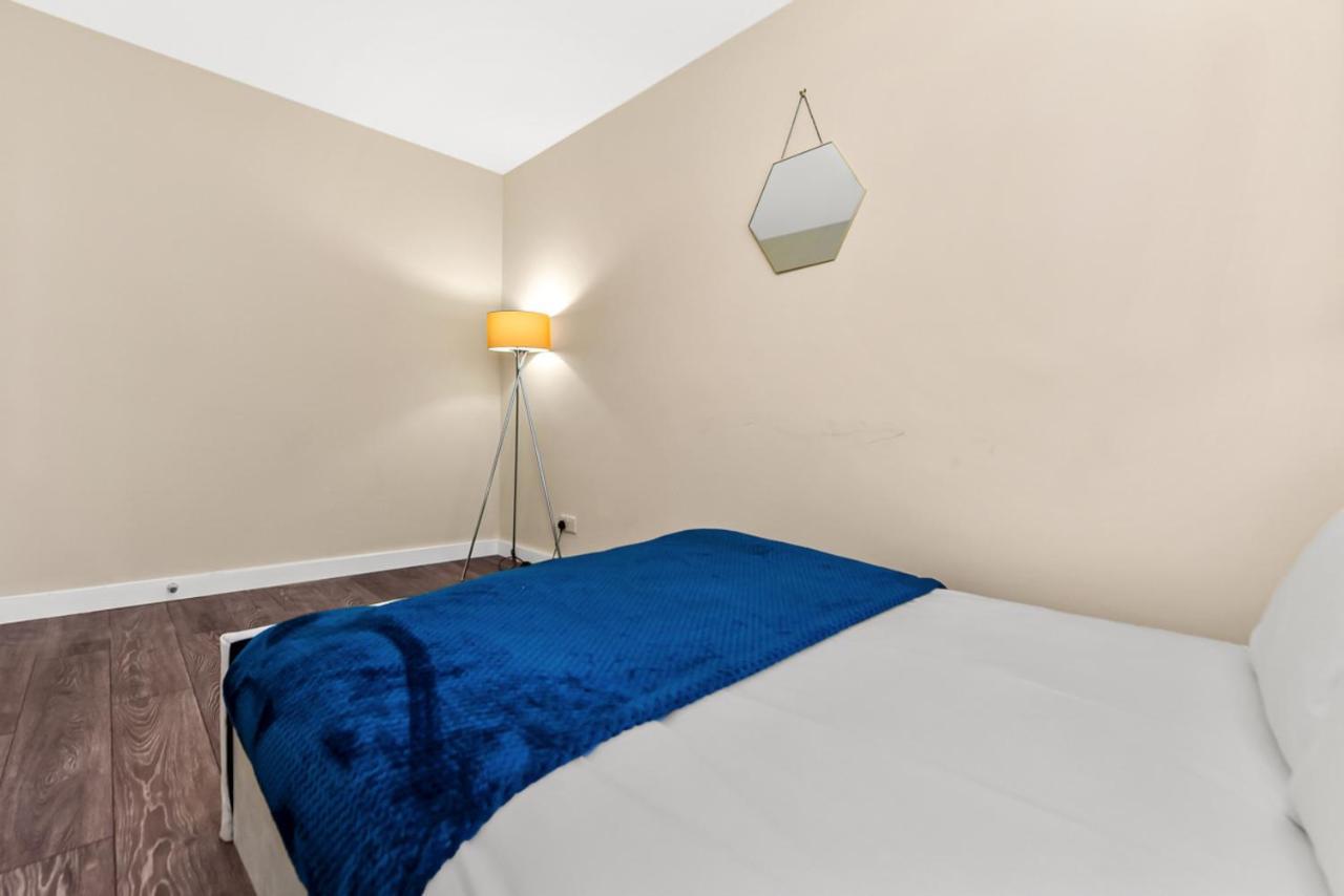 Family Friendly, Zone 2, 2 Beds, Overground Londra Dış mekan fotoğraf